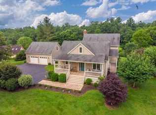 641 Rodes Valley Dr, Nellysford, VA 22958