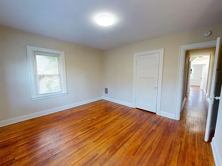 137 Crestview Rd — Photo 15