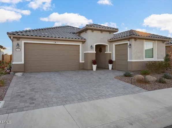 27453 W WAHALLA Lane, Buckeye, AZ 85396
