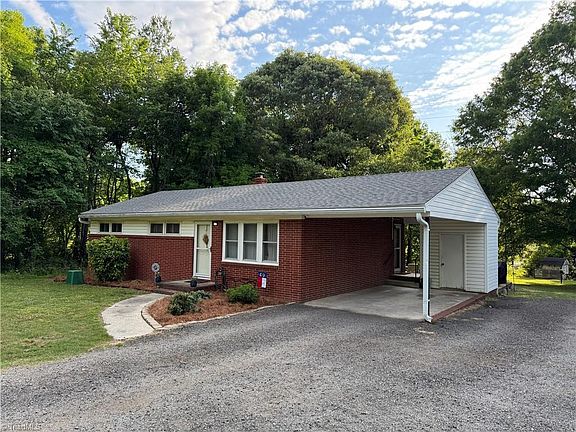 3rd image of 3338 Oliver Hills Rd
