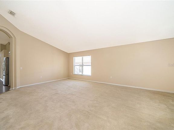 5th image of 2370 Paulette Dr