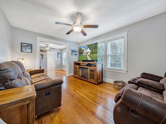 5th image of 3619 Garden City Blvd SE