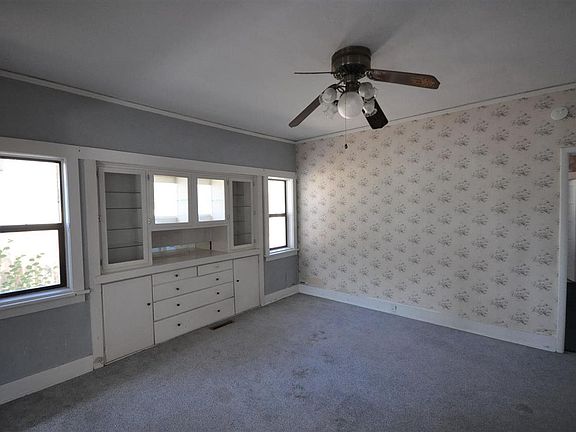 3rd image of 1812 W Mansfield Ave #1814