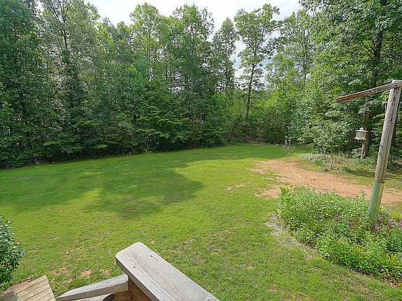 5th image of 233 Still Water Ln
