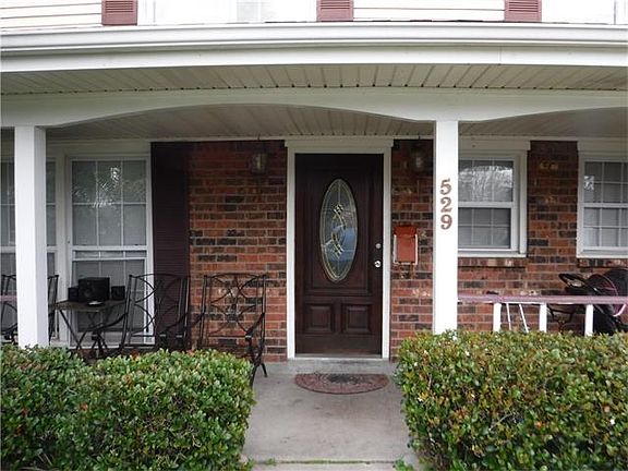 3rd image of 529 Morningside Dr