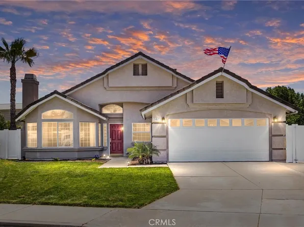 387 Halberta Cir, Calimesa, CA 92320