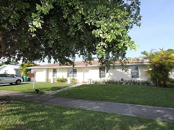 2nd image of 8125 SW 205th Ter