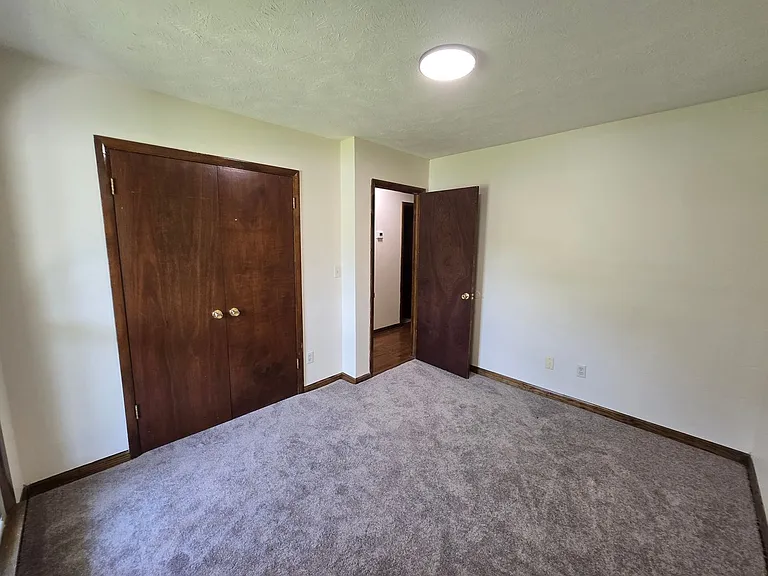 7574 Beverly Dr — Photo 8