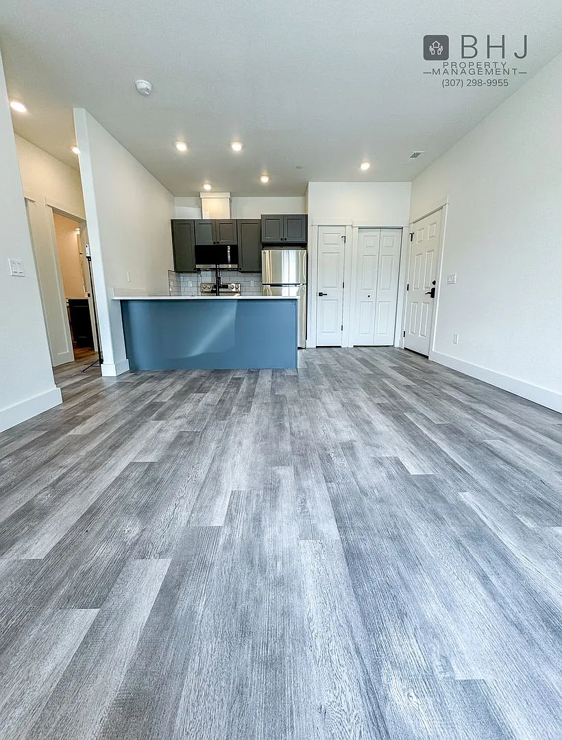 971 Covey Run Rd — Photo 3