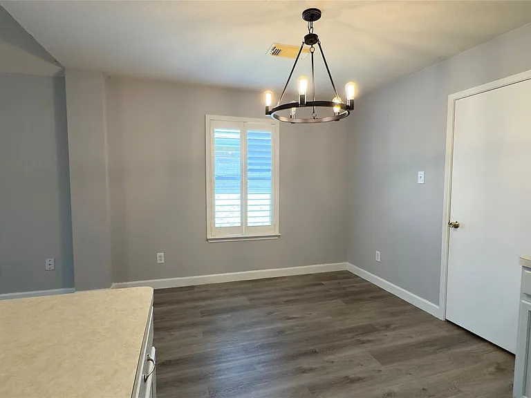6002 Stirring Winds Ln — Photo 14