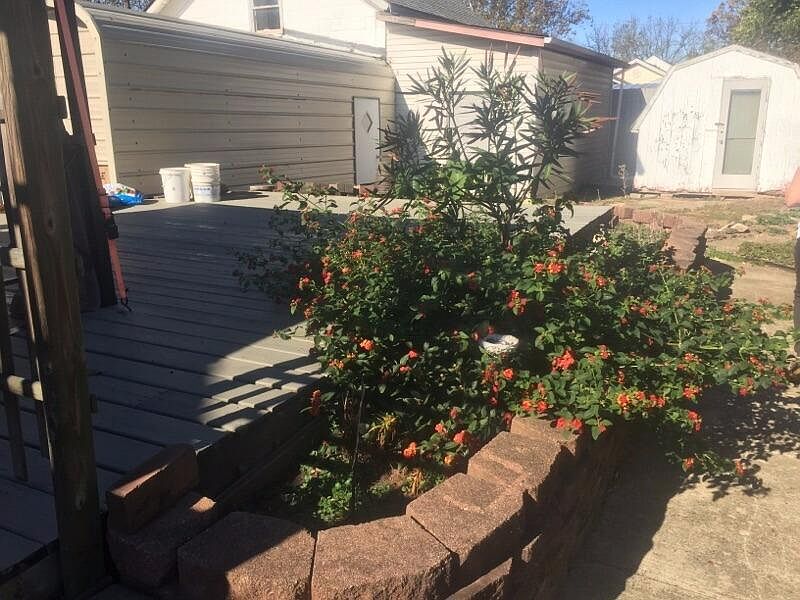 2nd image of 317 Bassett Ave