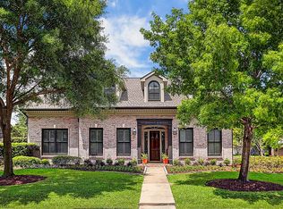 6200 Meadow Lake Ln, Houston, TX 77057