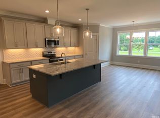 8917 Hopkins Knob Ct, Zebulon, NC 27597