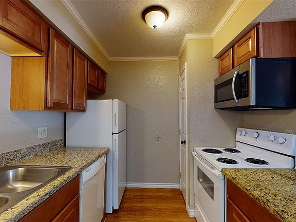4th image of 904 University Oaks Blvd APT 33