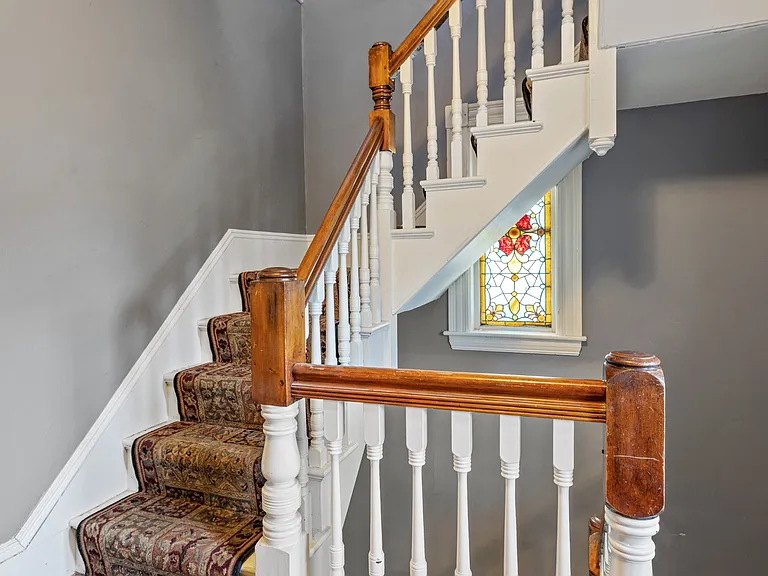 29 Ocean Ave #4 — Photo 32