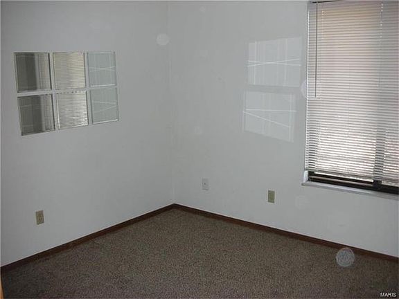 5th image of 1015 Adworth Dr APT C