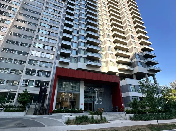 25 Holly St, Toronto, ON