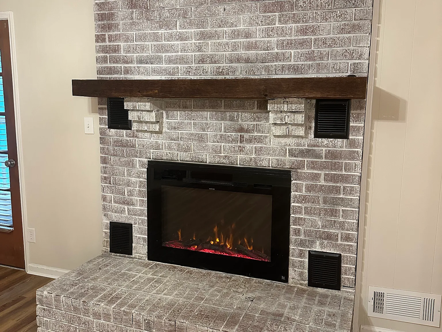 3 bed, 1552 sqft, $2,200 — Photo 4