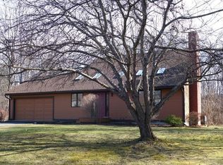 61 S Mount Holyoke Dr, Amherst, MA 01002