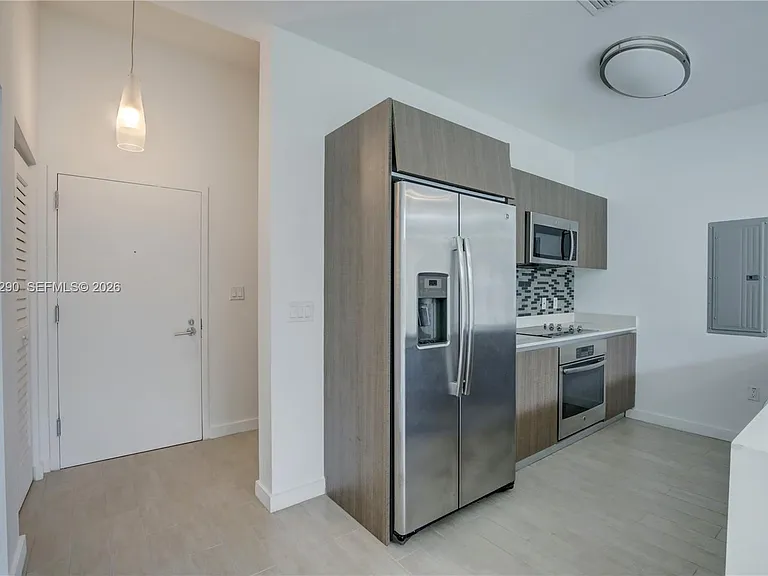 1600 SW 1st Ave #Townhouse 09 — Photo 9