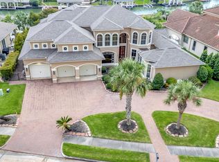 3006 S Island Dr, Seabrook, TX 77586