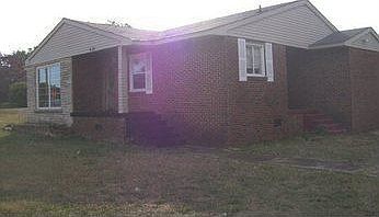 2nd image of 414 6th St