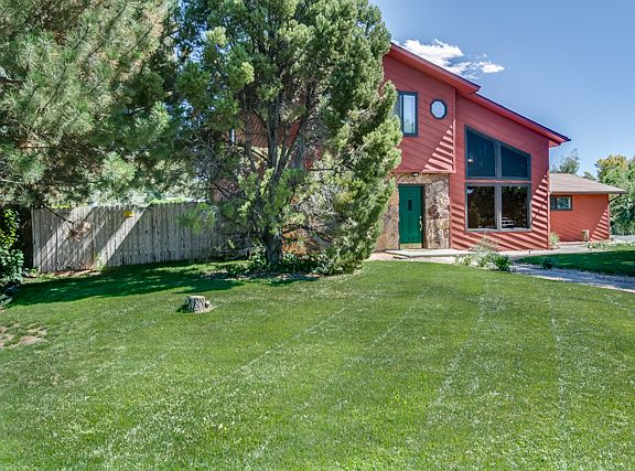 4th image of 2692 Del Mar Dr