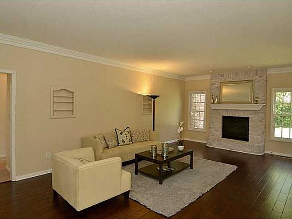 5th image of 1604 Cricklewood Way