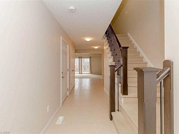 3rd image of 635 Saginaw Pkwy #5