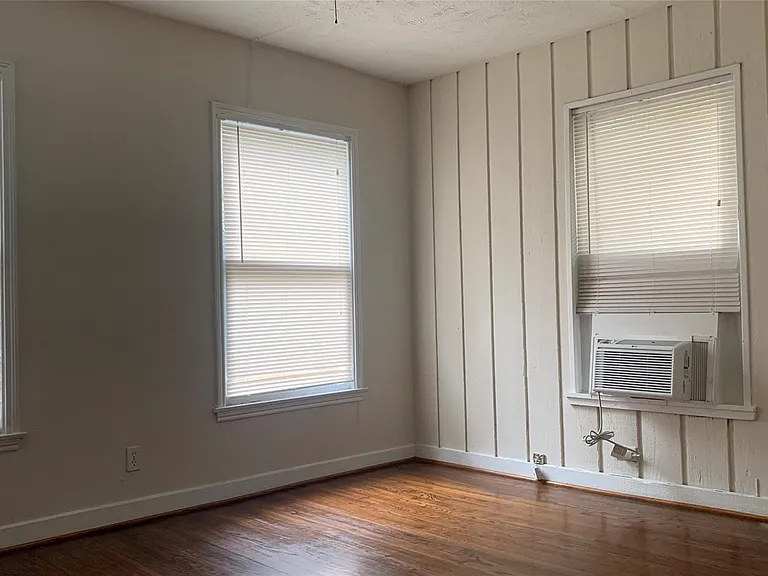 4420 Roseland St #5 — Photo 4