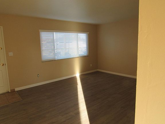 2nd image of 3747 Tanglewood Way