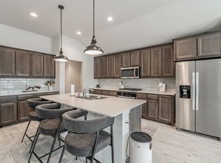 744 Stone Eagle Dr, Azle, TX 76020