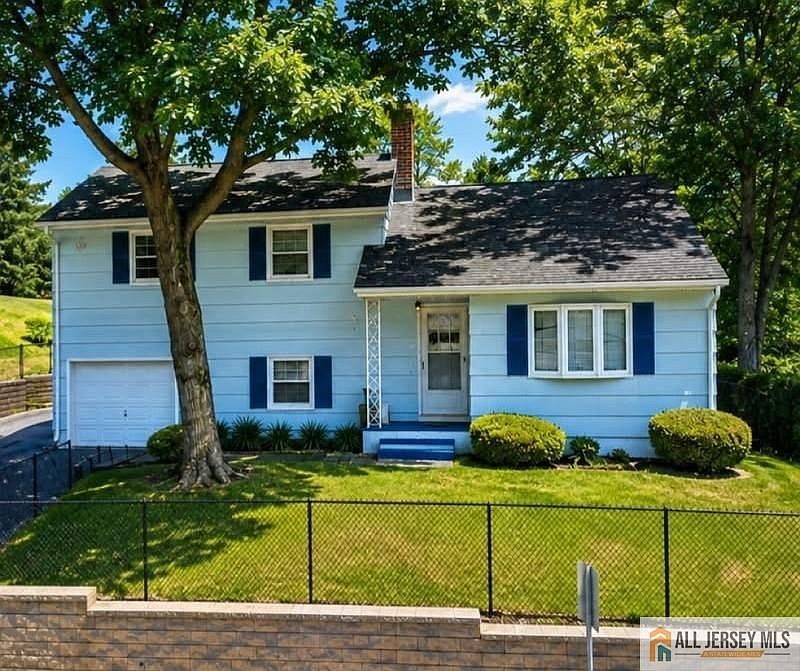 1st image of 1 Riverview Ave
