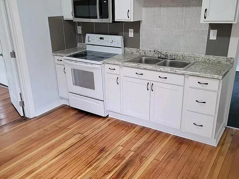 438 W Sinto Ave — Photo 6
