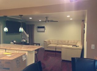 77 4th Ave, Garden City Park, NY 11040