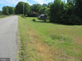 Passapatanzy Dr, King George, VA 22485