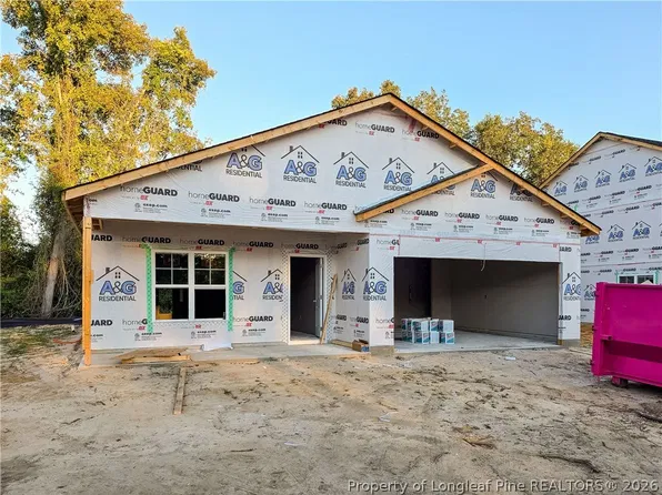 942 Stevens St, Raeford, NC 28376