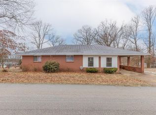 1801 Sunset Dr, Poplar Bluff, MO 63901