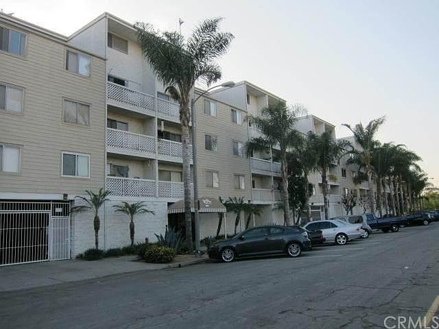 1st image of 3565 Linden Ave Unit 203