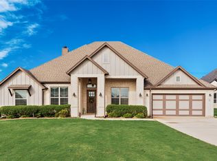 101 Oxford Ct, Weatherford, TX 76088