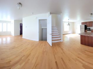 40 South St, Freeport, ME 04032