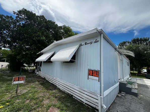 420 Mongoose Ln, North Fort Myers, FL 33917