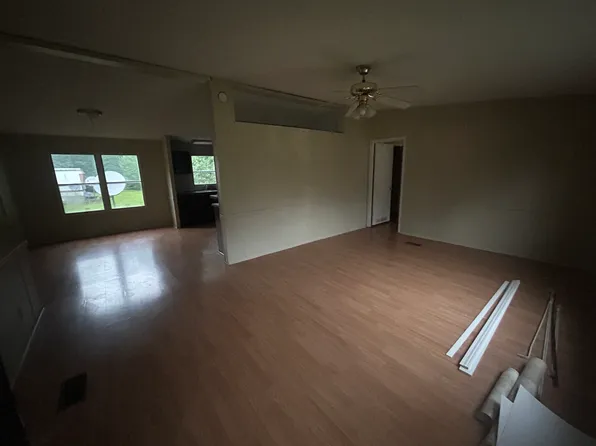 2372 Qualls Farm Rd, Enfield, NC 27823