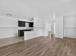 151 E McHattie St APT 10, South Lyon, MI 48178
