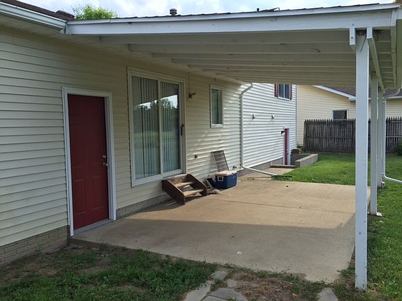 5th image of 143 Loperwood Ln
