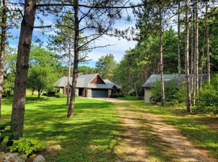 E8010 Weiland Rd, New London, WI 54961