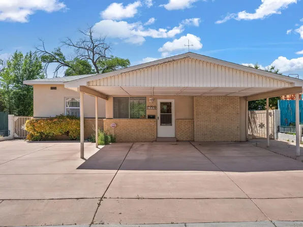 1339 Richmond Dr NE, Albuquerque, NM 87106