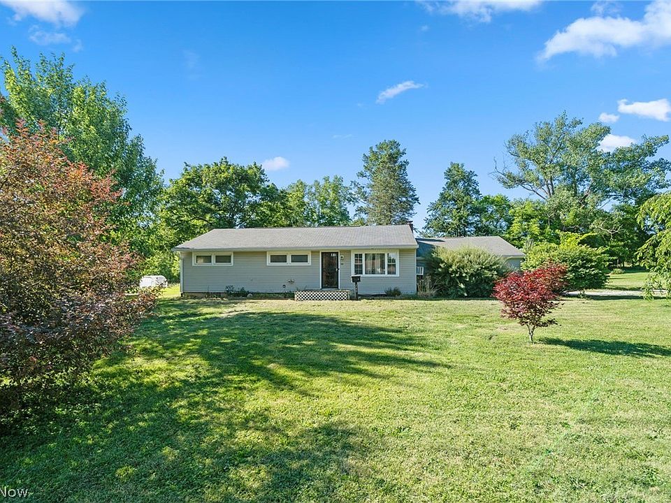 1st image of 202 Grandview Dr