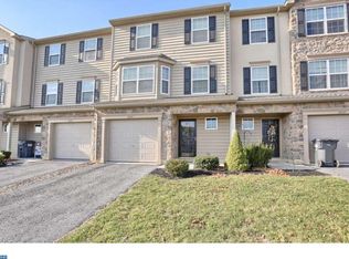2005 Crown Mill Dr, Mohrsville, PA 19541