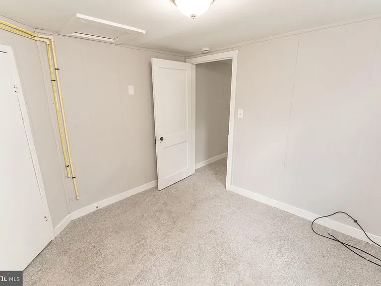 115 Davis Ln — Photo 19